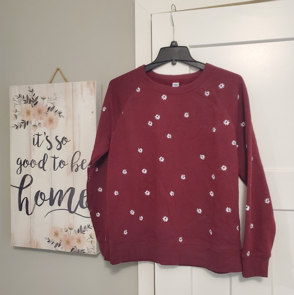 Old Navy sweatshirt with Daisies, deep red, woman's medium